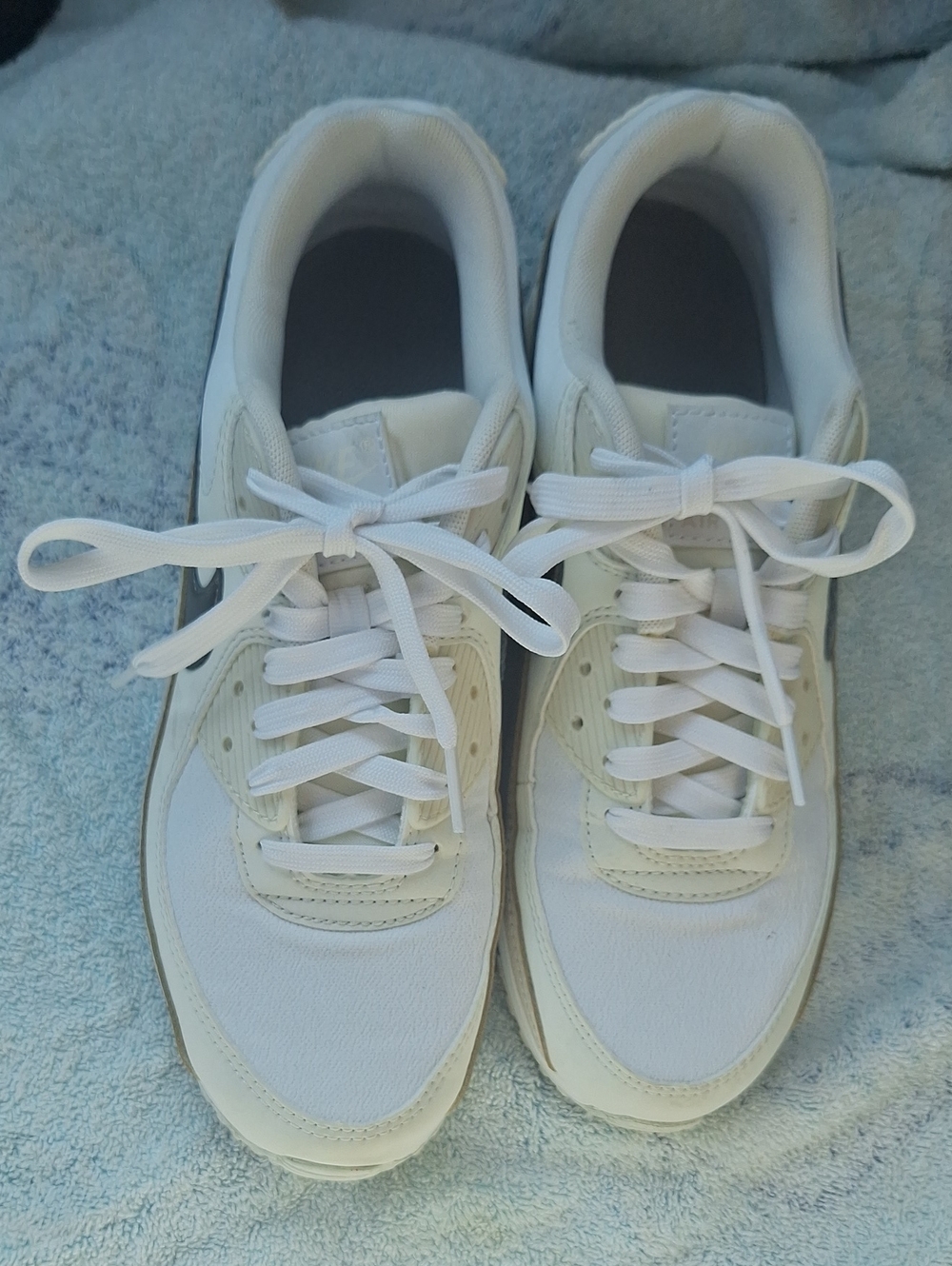 Nike Like New Air Max Sneakers